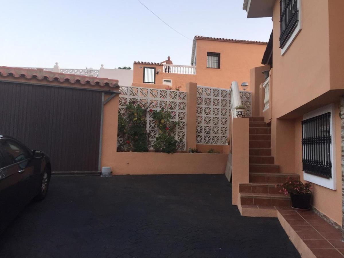 Villa Mijas With Pool 50 M Beach فوينخيرولا المظهر الخارجي الصورة