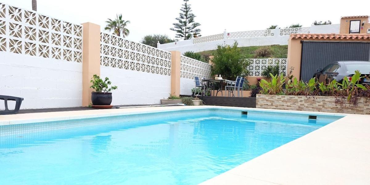 Villa Mijas With Pool 50 M Beach فوينخيرولا المظهر الخارجي الصورة
