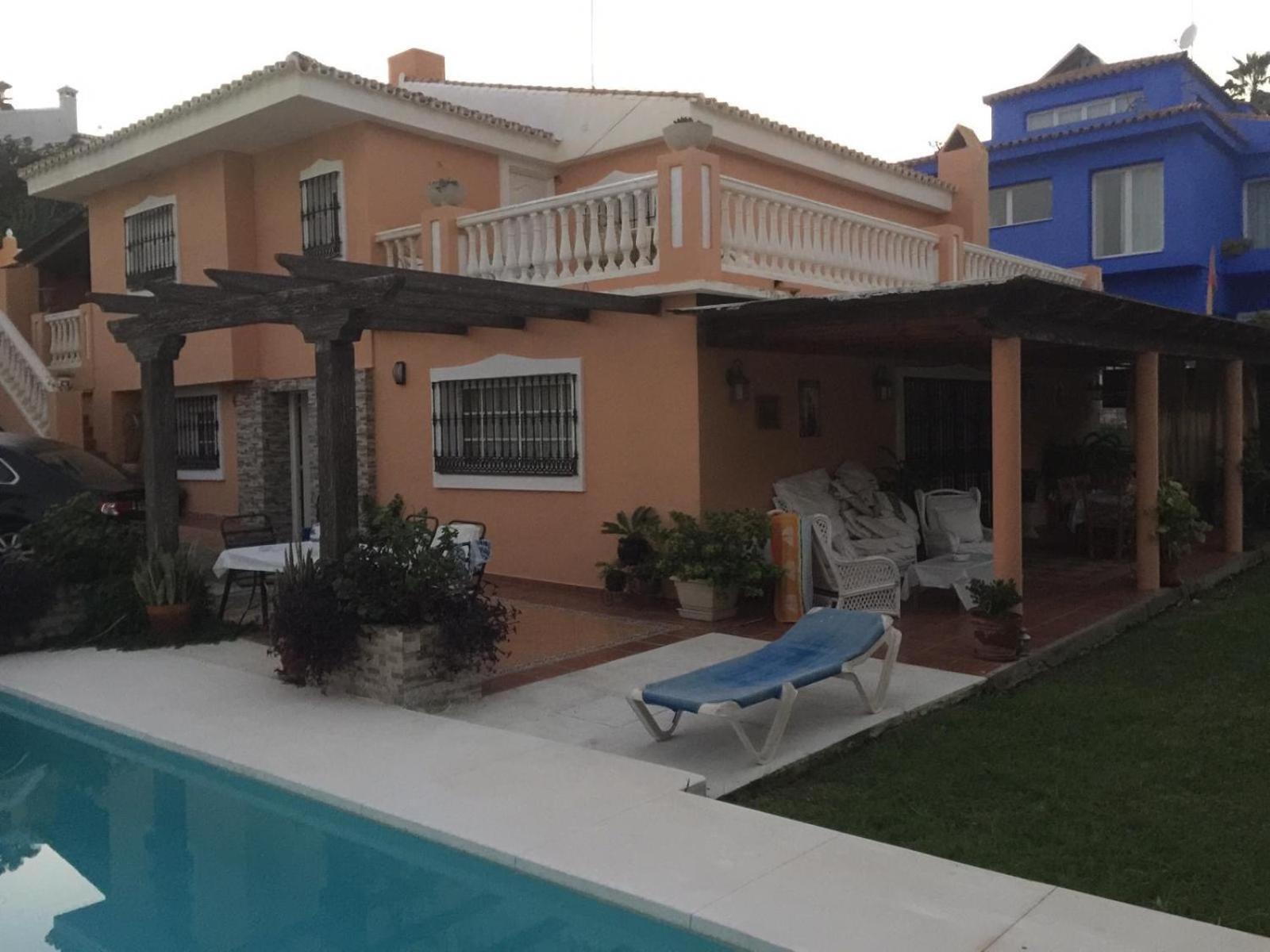 Villa Mijas With Pool 50 M Beach فوينخيرولا المظهر الخارجي الصورة